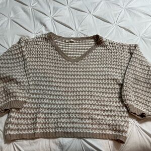 V neck Waffle Knit Sweater in Beige/Cream
